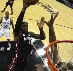 Knock-out: LeBron is de Messie van het basketbal